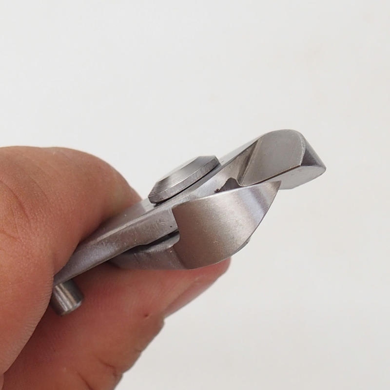 Coupe-fil 180 mm - acier inoxydable