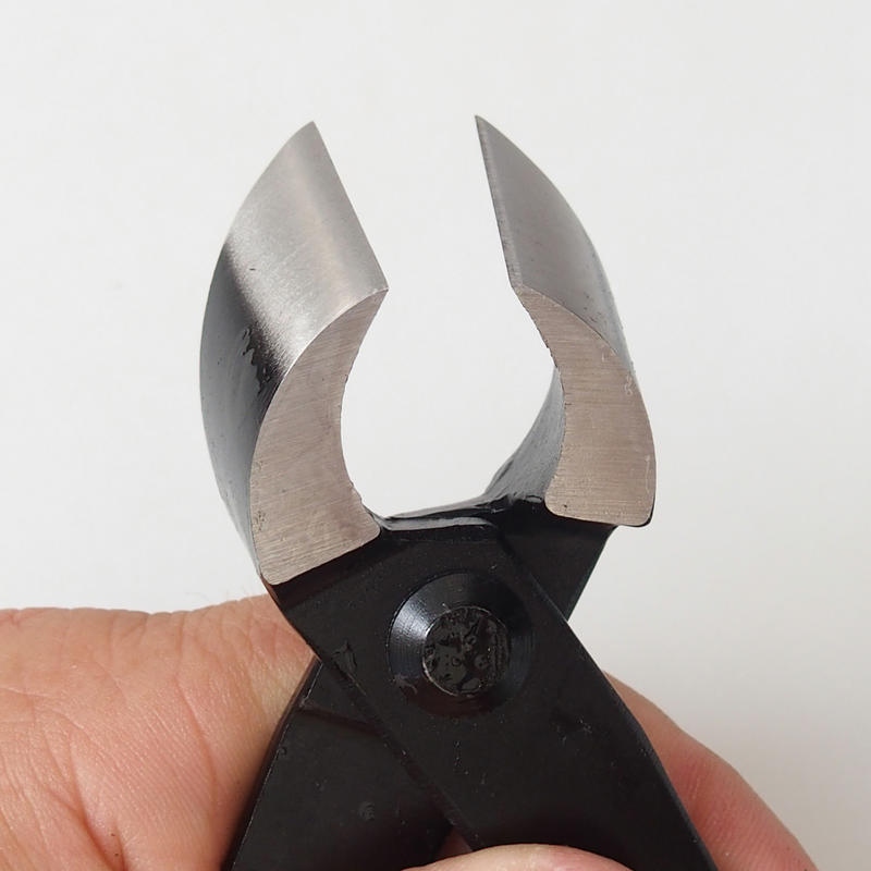 Pince angulaire concave 210 mm - carbone