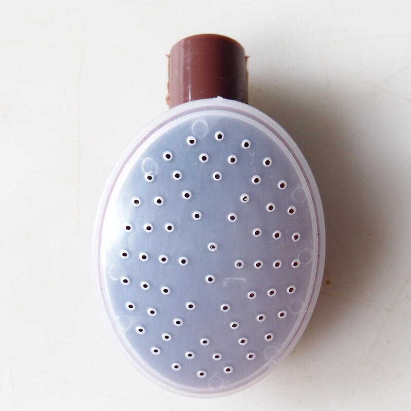 Compte-gouttes pour pichets en plastique