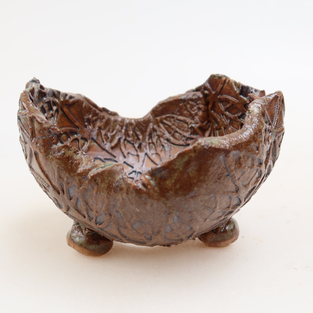 Coquille en céramique  8,5 x 8,5 x 6 cm, couleur brun-vert