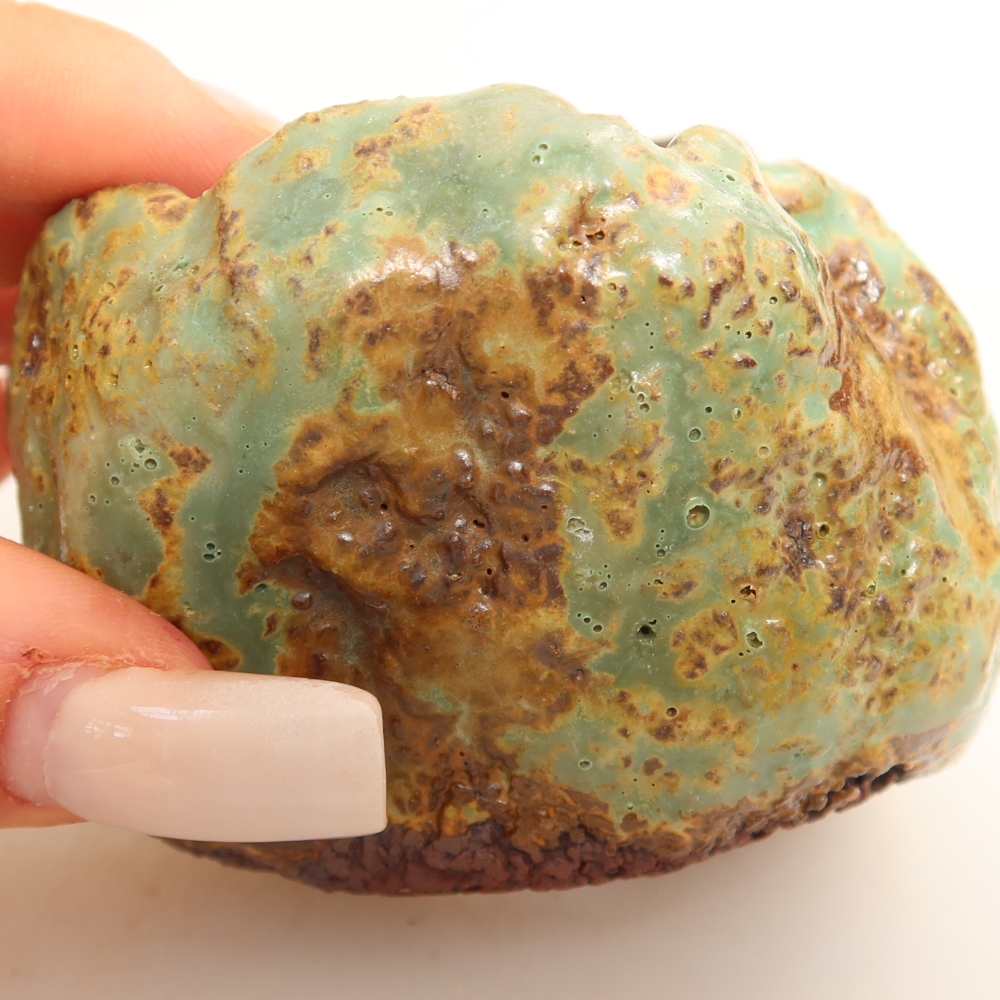 Coquille en céramique  7 x 7 x 6 cm, couleur verte