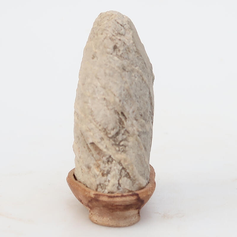 Suiseki - Pierre avec DAI (base en bois)