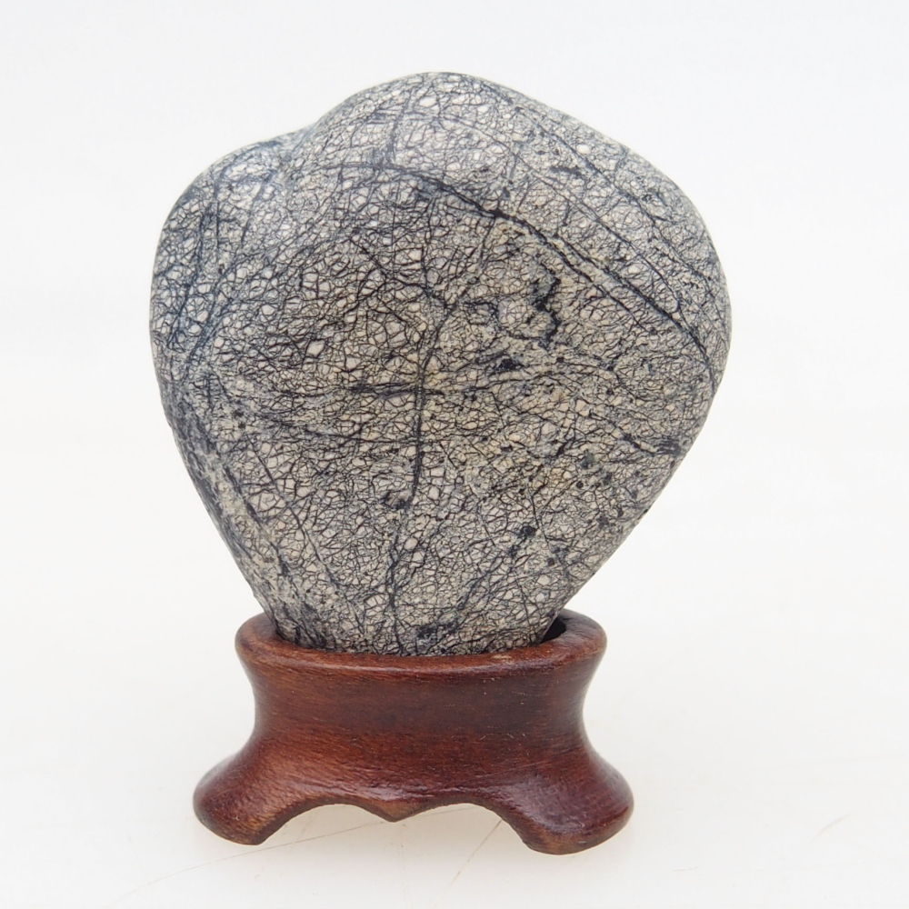 Suiseki - Pierre avec DAI (base en bois)