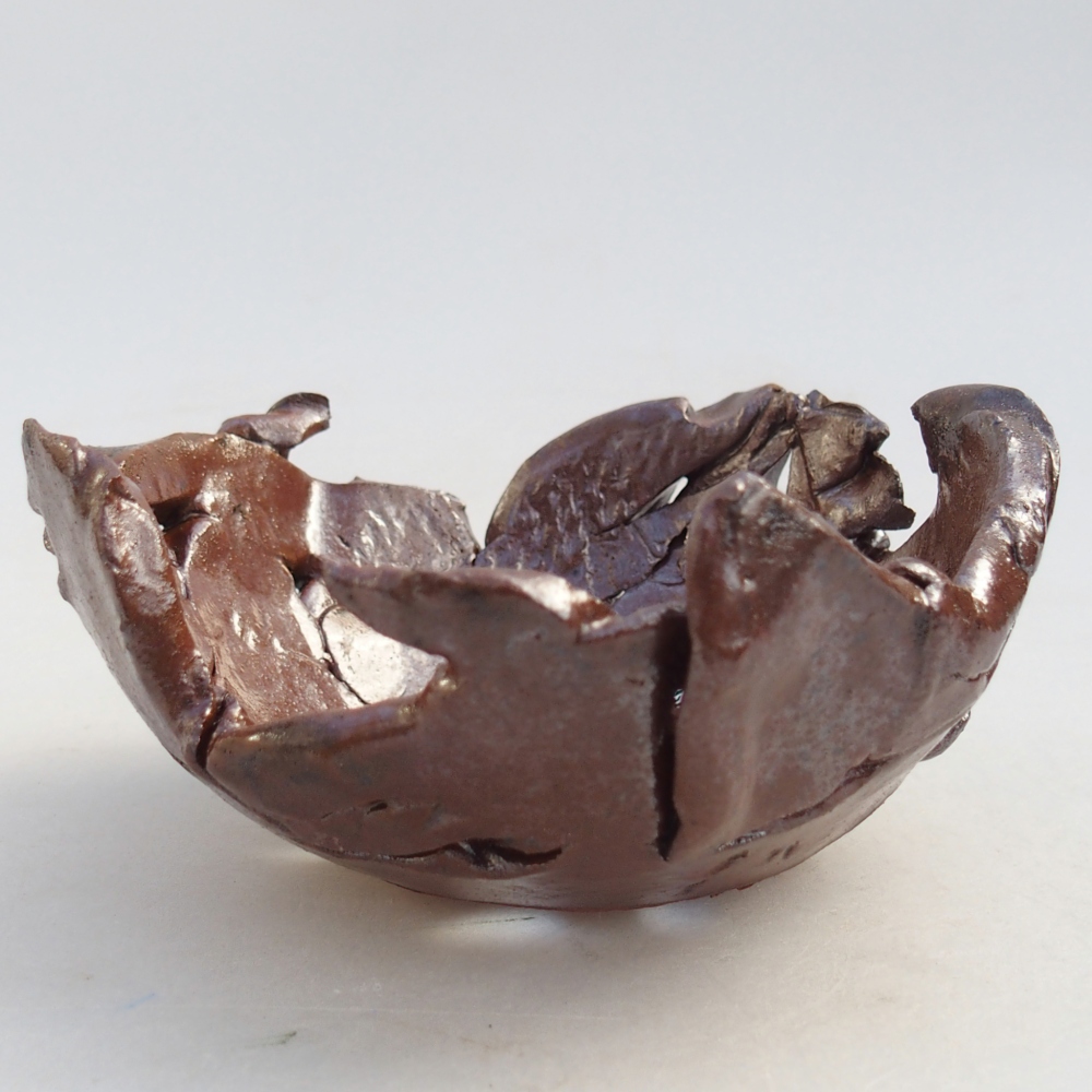 Coquille en céramique 10 x 10 x 5 cm , couleur marron