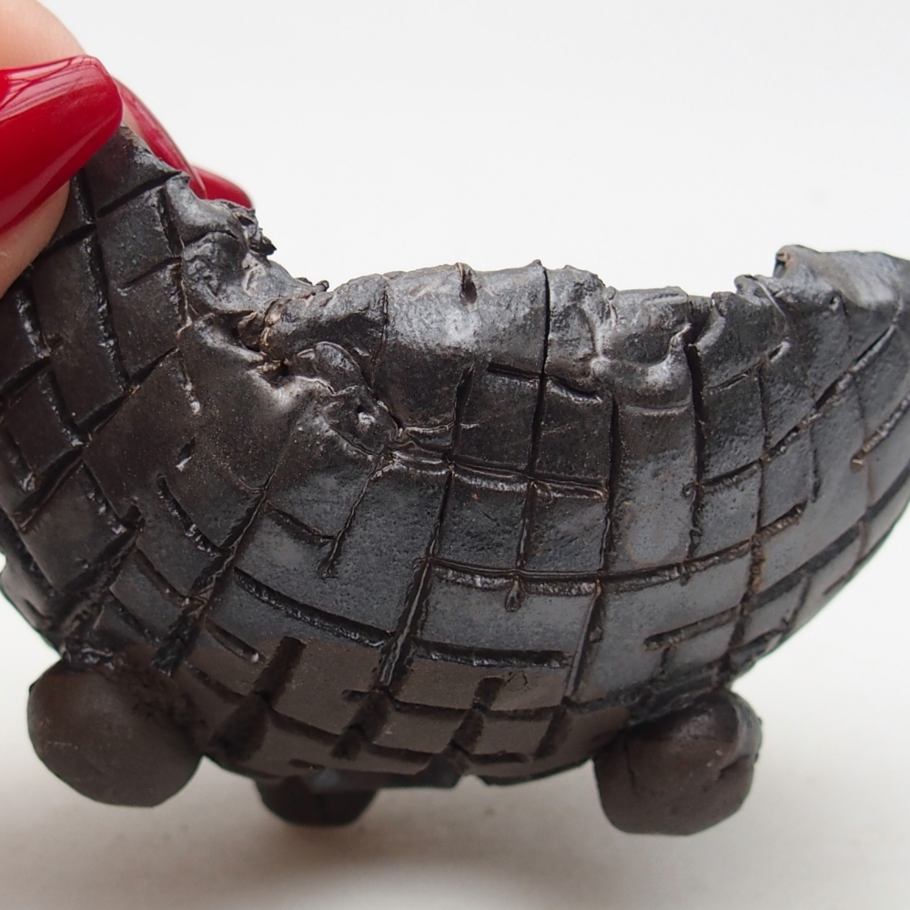 Coquille en céramique 9 x 8 x 5 cm , couleur noire