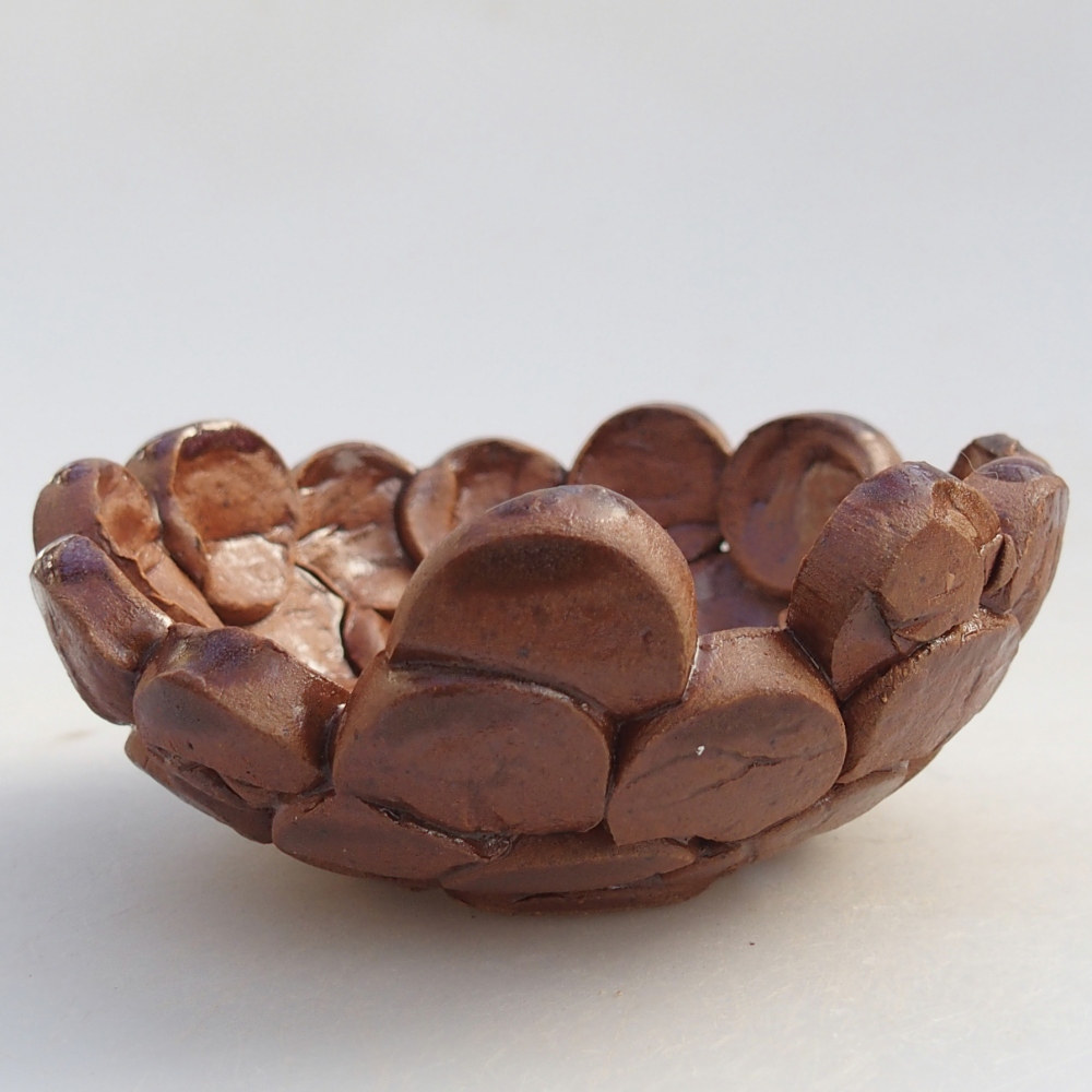 Coquille en céramique 8,5 x 8,5 x 4 cm , couleur marron