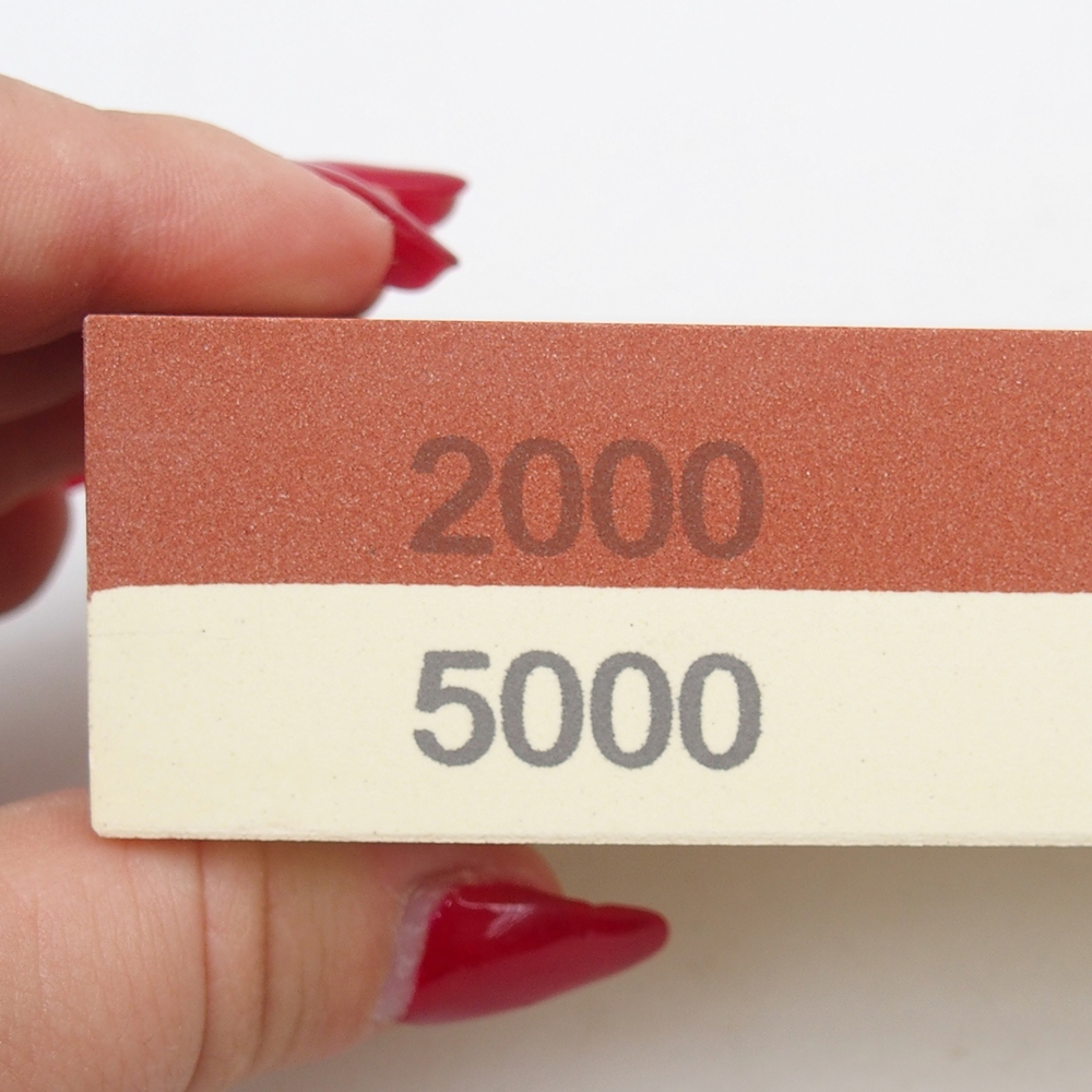 Meuleuse d'outils fine et grossière