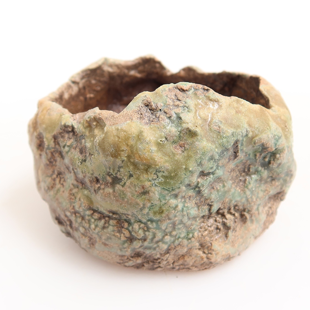Coquille en céramique  6 x 5 x 5,5 cm , couleur verte