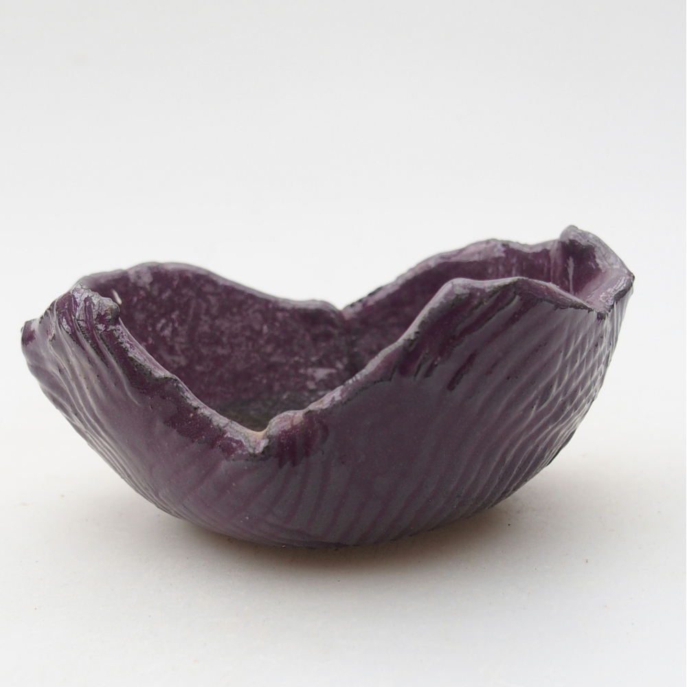 Coquille en céramique 9 x 8,5 x 4 cm , couleur violet